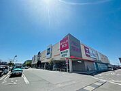 スーパー「わくわく広場イオンタウン鈴鹿店まで622m」
