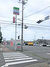 コンビニ「ファミリーマートまで250m」