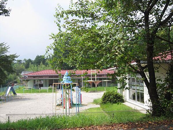 画像23:幼稚園、保育園「山郷保育園まで1324m」