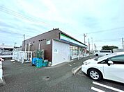 コンビニ「ファミリーマート桑名安永東店まで718m」