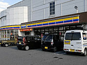 コンビニ「ミニストップ桑名インター店まで476m」