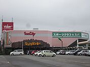 スーパー「バローまで920m」