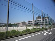 小学校「桑名市立修徳小学校まで326m」