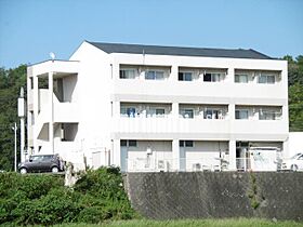 パークシャトー玉城  ｜ 三重県度会郡玉城町世古（賃貸マンション1K・3階・24.75㎡） その1