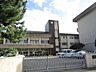 周辺：中学校「伊勢市立港中学校まで1513m」