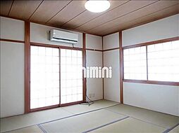 居間