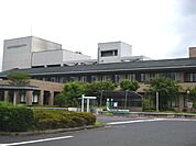 病院「亀山市立医療センターまで780m」