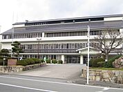 役所「亀山市関支所まで845m」
