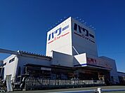 ホームセンター「コメリパワー松阪店まで909m」