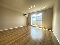 シャーメゾン松阪中央 305 3階1LDKのリビング/ダイニング