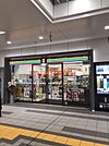 セブンイレブンハートインJR茨木駅改札口店 236m