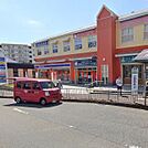 ローソン高槻奈佐原2丁目店 416m