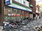 ファミリーマート吹田栄通り商店会店 437m