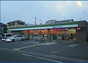 ファミリーマート茨木橋の内店 306m