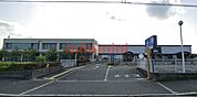 阪急オアシス高槻川西店 753m