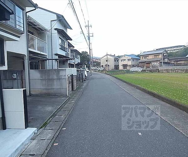 画像26:前面道路です。