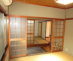 居間
