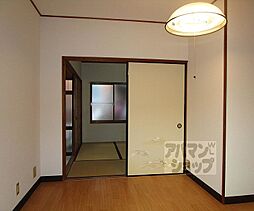 居間