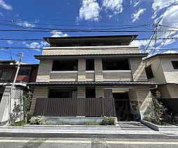 京都市営烏丸線 丸太町駅 徒歩4分