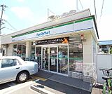 ファミリーマート立命館大学前店まで547m