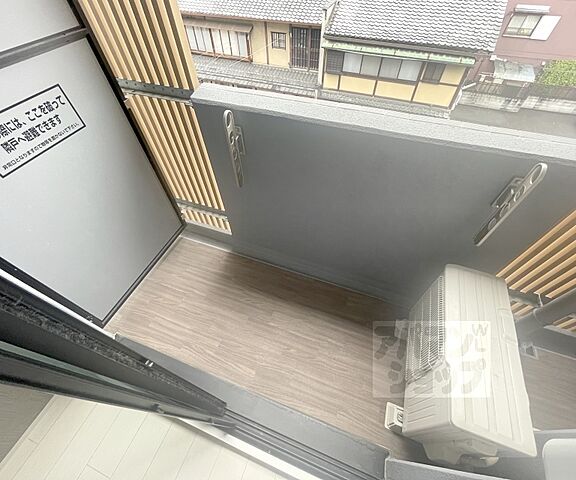バルコニー