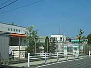 幼稚園、保育園「上浜保育園まで710m」