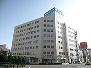 銀行「百五銀行まで1800m」