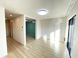 江どばしテラス 103 1階1LDKのリビング/ダイニング