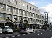 病院「遠山病院まで580m」