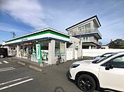 コンビニ「ファミリーマート津久居野村店まで1261m」
