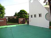 幼稚園、保育園「すぎのこ保育園まで110m」