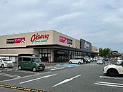 スーパー「オークワ久居庄田店まで1905m」