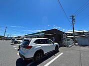 コンビニ「ファミリーマート津久居野村店まで1330m」