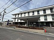病院「遠山病院まで657m」