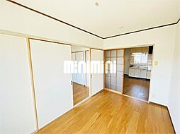 居間