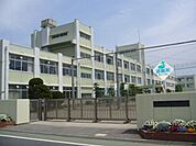 幼稚園、保育園「長太幼稚園まで190m」