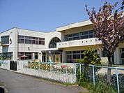 幼稚園、保育園「上野幼稚園まで930m」