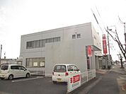 銀行「三重銀行まで740m」
