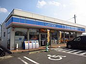 コンビニ「ローソンまで240m」