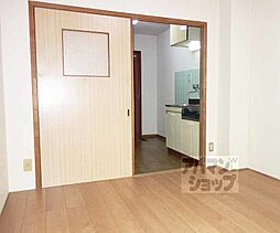 居間