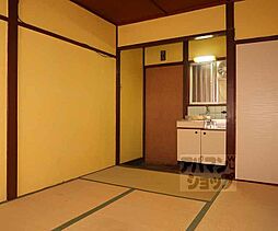 居間