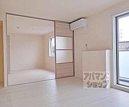 JR奈良線 稲荷駅 徒歩3分の賃貸アパート 2階2LDKのリビング/ダイニング