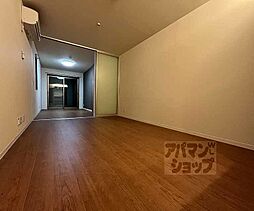 京都地下鉄東西線 二条城前駅 徒歩1分の賃貸マンション 1階1SLDKのリビング/ダイニング