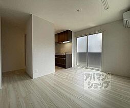 京都市営烏丸線 烏丸御池駅 徒歩7分の賃貸アパート 2階1LDKのリビング/ダイニング