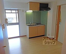 京都市営烏丸線 五条駅 徒歩10分の賃貸マンション 10階1DKのリビング/ダイニング