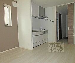 近鉄京都線 伏見駅 徒歩7分の賃貸アパート 2階1LDKのリビング/ダイニング