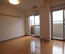 阪急京都本線 西院駅 徒歩5分の賃貸マンション 1階ワンルームのリビング/ダイニング