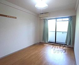 京福電気鉄道北野線 鳴滝駅 徒歩11分の賃貸マンション 1階1Kのリビング/ダイニング