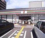 セブンイレブン 高辻葛野西通店まで24m