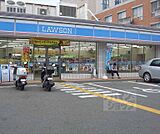 ローソン 西院春日通店まで450m